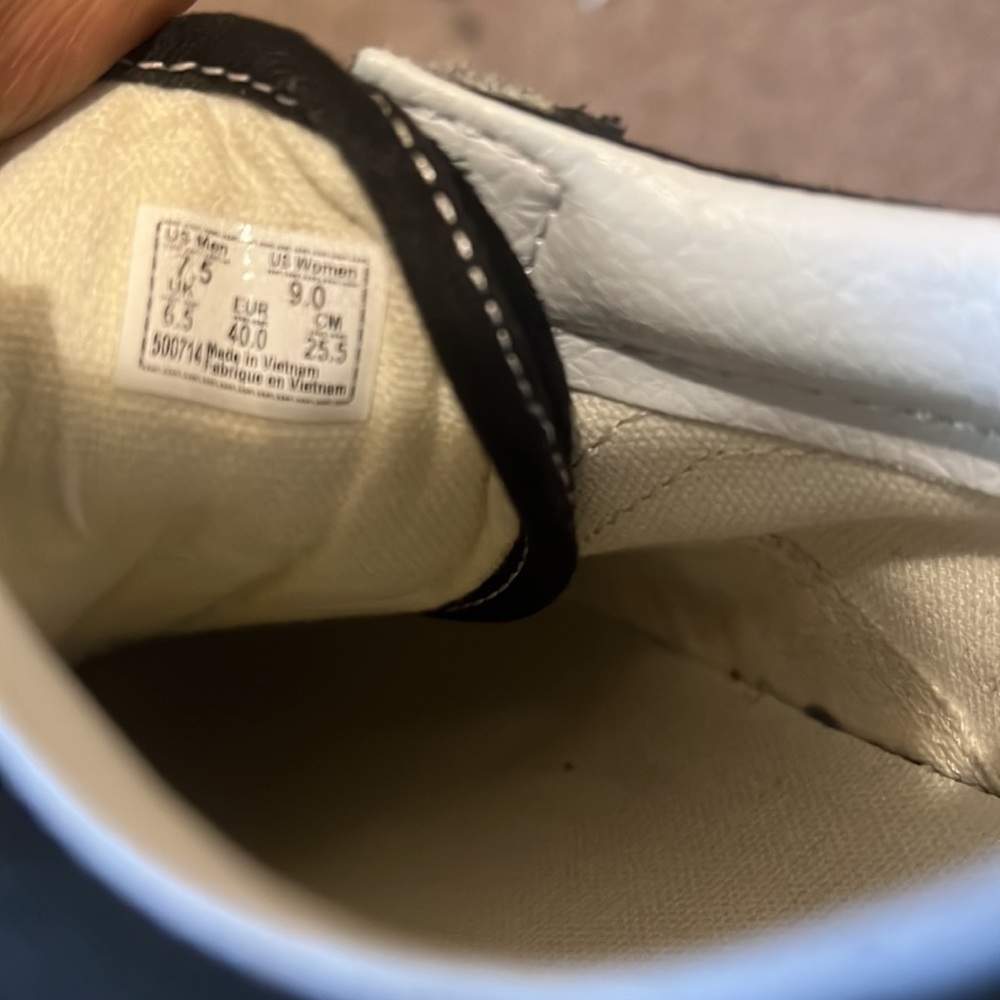 Flame vans - Picture 3 of 3
